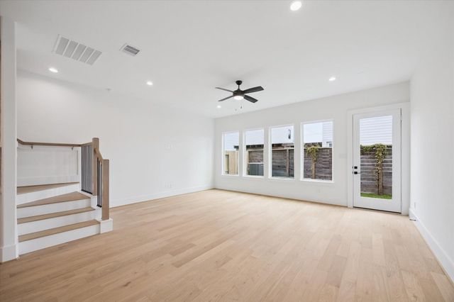 1407 A Malone Street, Houston, TX 77007