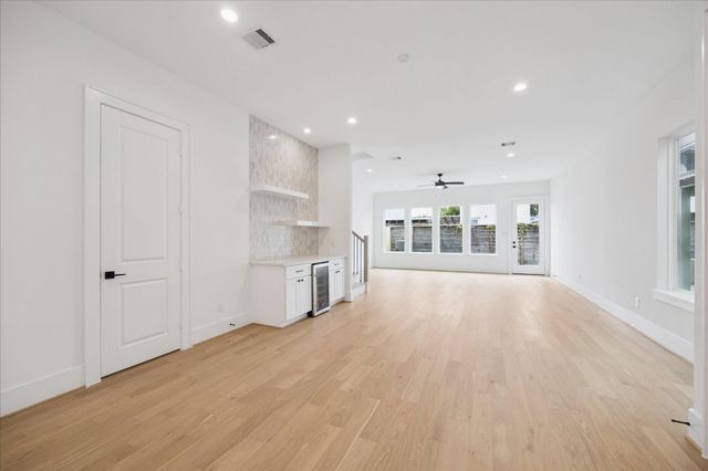 1407 A Malone Street, Houston, TX 77007