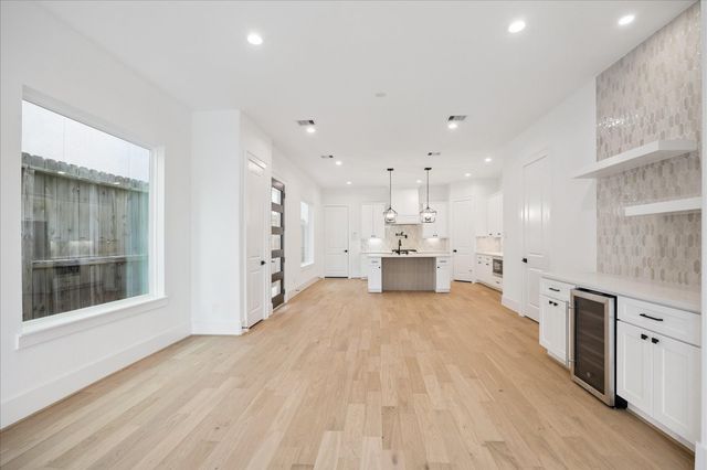 1407 A Malone Street, Houston, TX 77007