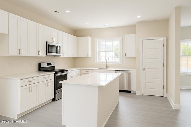 463 Fowler Manning Road, Richlands, NC 28574