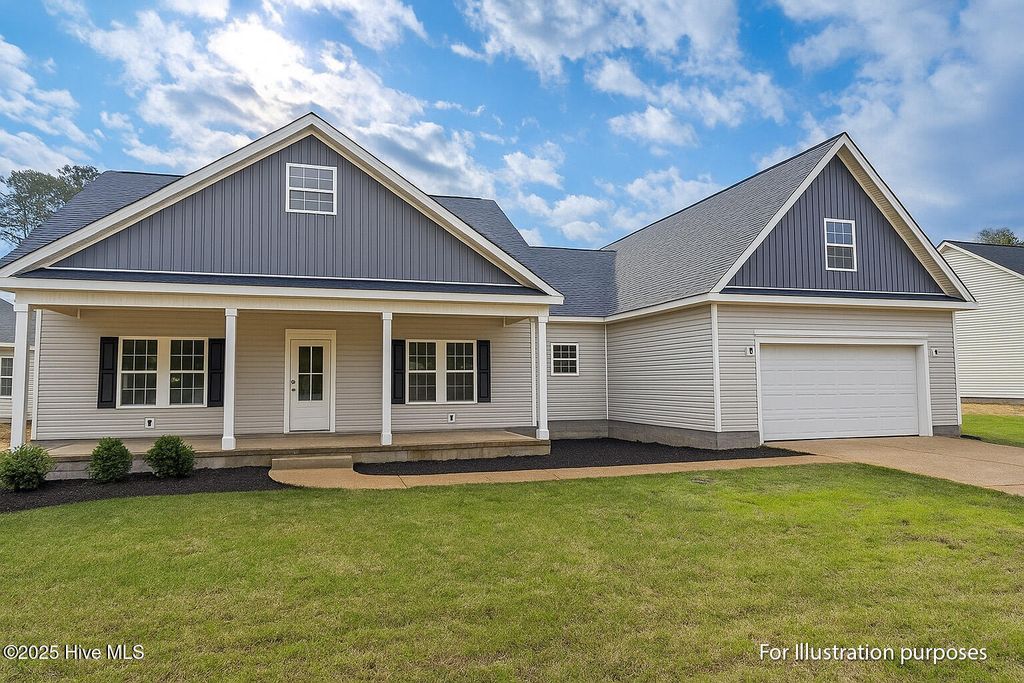 463 Fowler Manning Road, Richlands, NC 28574