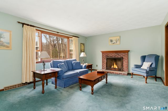 55 Saw Mill Road, Middletown, CT 06457