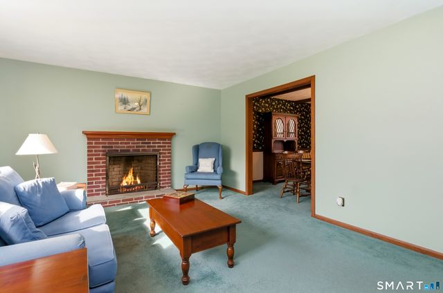 55 Saw Mill Road, Middletown, CT 06457