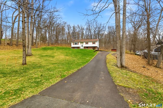 55 Saw Mill Road, Middletown, CT 06457