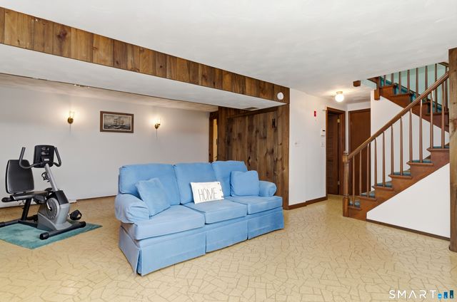 55 Saw Mill Road, Middletown, CT 06457