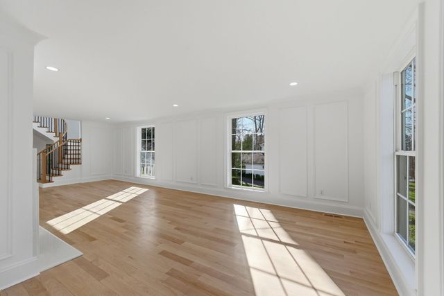 4401 Iroquois Ave, Nashville, TN 37205