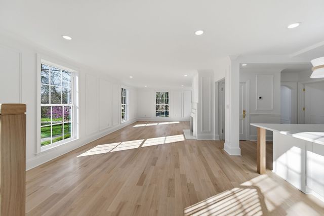 4401 Iroquois Ave, Nashville, TN 37205