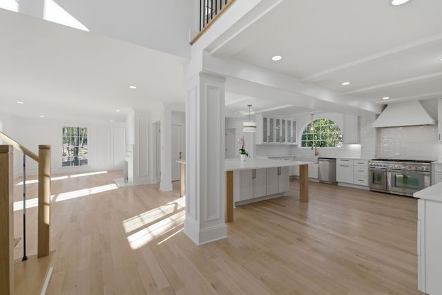 4401 Iroquois Ave, Nashville, TN 37205