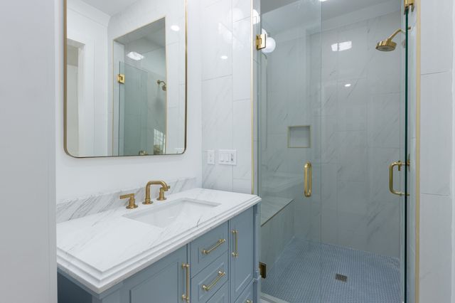 4401 Iroquois Ave, Nashville, TN 37205