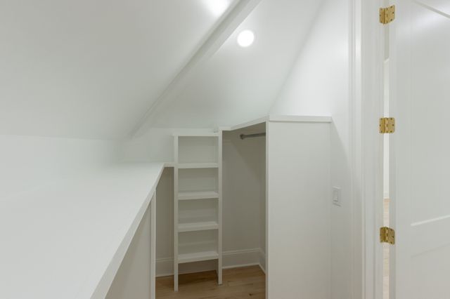 4401 Iroquois Ave, Nashville, TN 37205