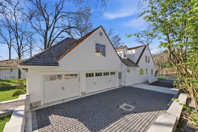 4401 Iroquois Ave, Nashville, TN 37205