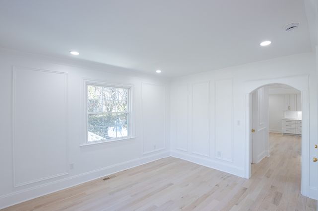 4401 Iroquois Ave, Nashville, TN 37205