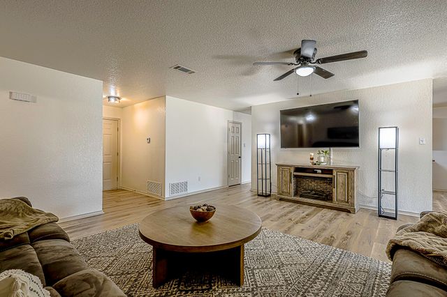 10812 Lilry Road, Waco, TX 76708