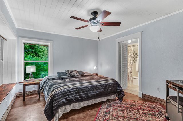 596 County Road 2411, Honey Grove, TX 75446