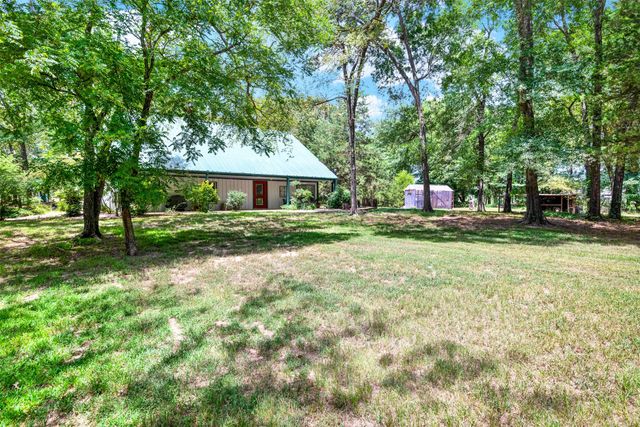 596 County Road 2411, Honey Grove, TX 75446