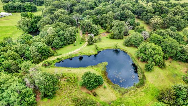 596 County Road 2411, Honey Grove, TX 75446