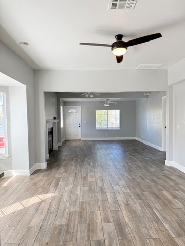 1506 Spokane St, Modesto, CA 95358