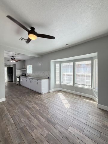 1506 Spokane St, Modesto, CA 95358