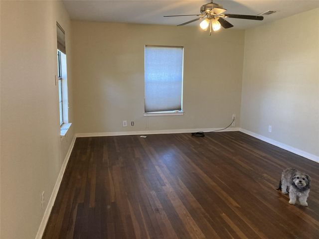 206 Camellia Street, Lake Jackson, TX 77566
