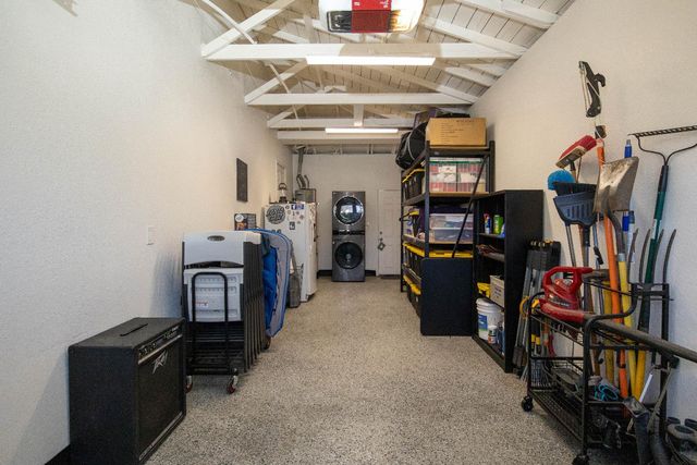 1524 S School St, Lodi, CA 95240