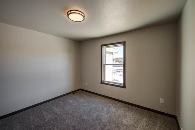 5289 CORNHUSK LANE, Omro, WI 54963