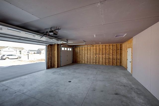 5289 CORNHUSK LANE, Omro, WI 54963