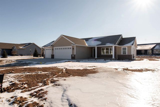 5289 CORNHUSK LANE, Omro, WI 54963