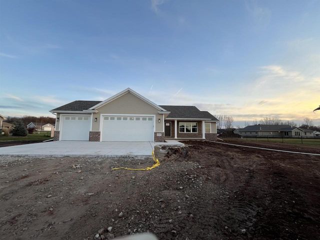 5289 CORNHUSK LANE, Omro, WI 54963