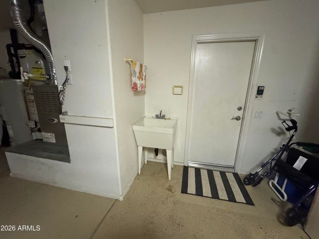 15829 W Rosewood Way, Surprise, AZ 85374