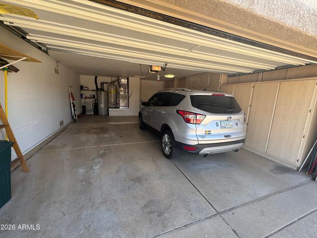 15829 W Rosewood Way, Surprise, AZ 85374