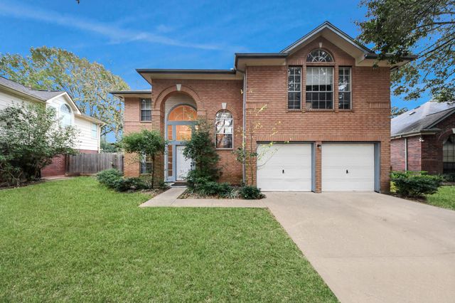 4330 E Meadows Drive, Sugar Land, TX 77479