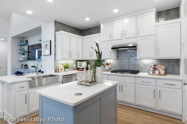 3912 Bison Lane, Heartland, TX 75114