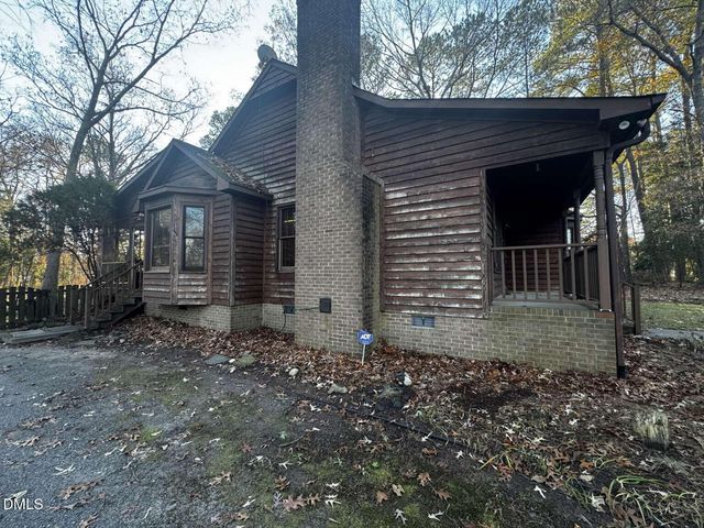 800 Stephanie Place, Garner, NC 27529