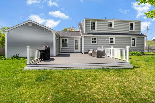 6 Cole Street, Smithfield, RI 02828