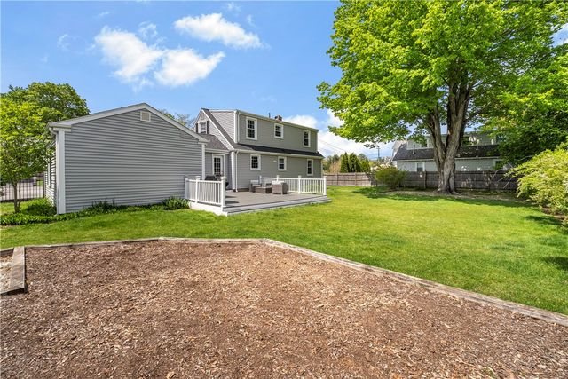 6 Cole Street, Smithfield, RI 02828