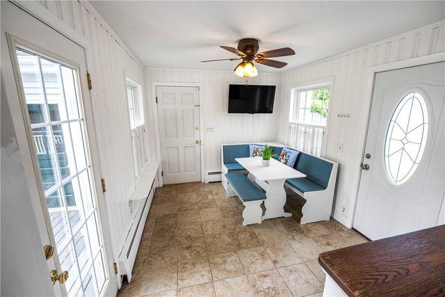 6 Cole Street, Smithfield, RI 02828
