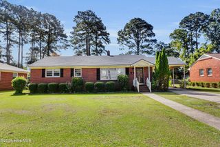 2307 Woodland Avenue, New Bern, NC 28562