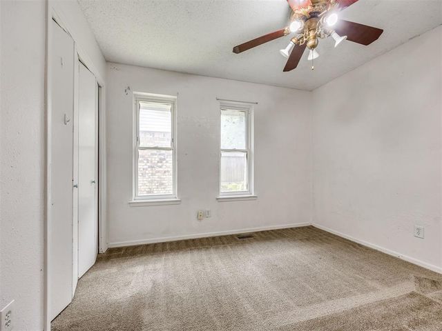 9905 S McKinley Avenue, Oklahoma City, OK 73139