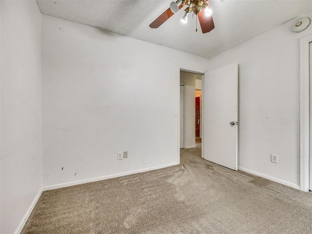 9905 S McKinley Avenue, Oklahoma City, OK 73139