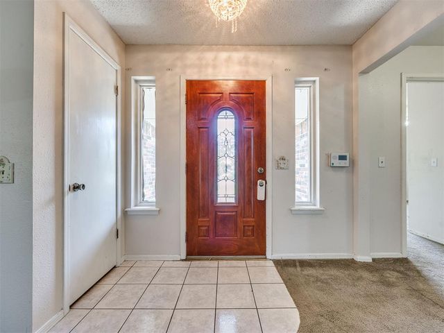 9905 S McKinley Avenue, Oklahoma City, OK 73139