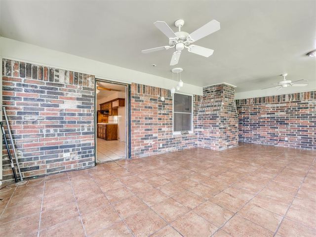 9905 S McKinley Avenue, Oklahoma City, OK 73139