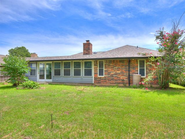 9905 S McKinley Avenue, Oklahoma City, OK 73139