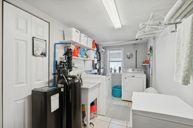 208 106th Avenue NW, Coon Rapids, MN 55448