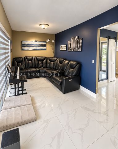 7114 SW 113th Ave, Miami, FL 33173