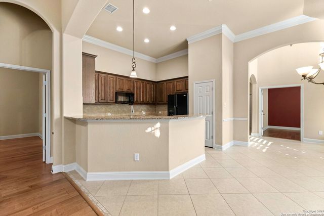 8250 Cruiseship Bay Unit 801, San Antonio, TX 78255