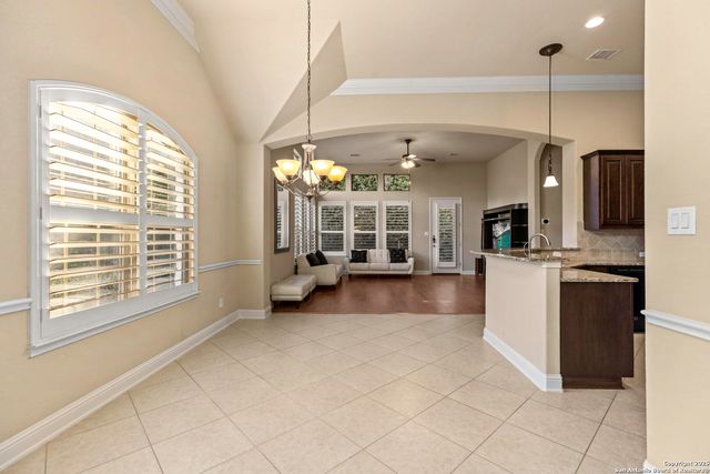 8250 Cruiseship Bay Unit 801, San Antonio, TX 78255