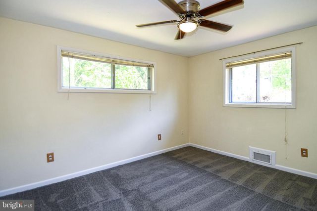 4842 RANDOLPH DR, Annandale, VA 22003