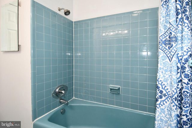 4842 RANDOLPH DR, Annandale, VA 22003