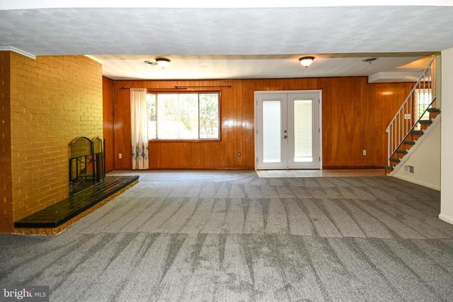 4842 RANDOLPH DR, Annandale, VA 22003