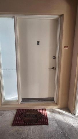 5425 SW 77th Ct 102D, Miami, FL 33155